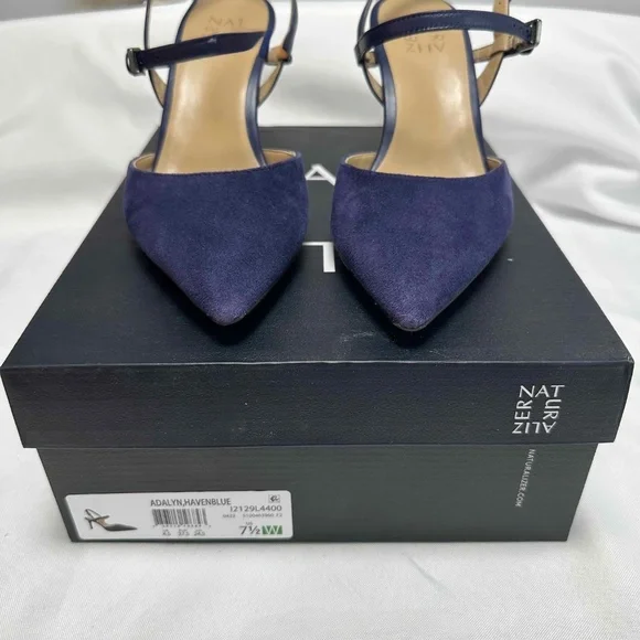 EUC Naturalizer Adalyn Pump in size 7.5 wide - Picture 2 of 11